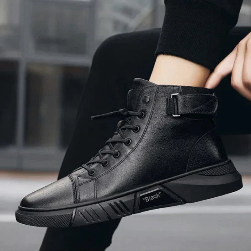 Lorenzo – Minimalistische Zwarte Heren Sneakers