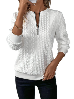 Carmina – Klassieke kabelgebreide trui met moderne ritssluiting