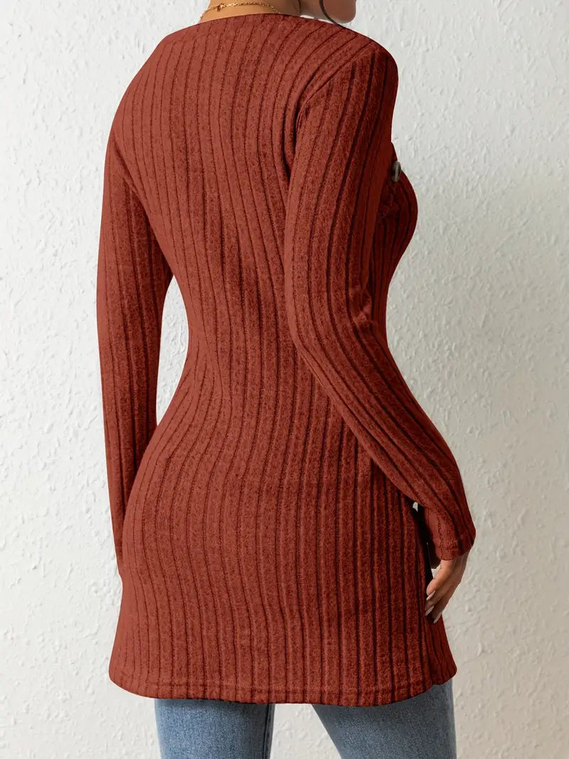 Sofia – Asymmetrische Geribbelde Dames Top met Knoopdetail