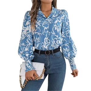 Chiara – Losvallende Blouse voor Dames met Dag-en-Nachtstijl