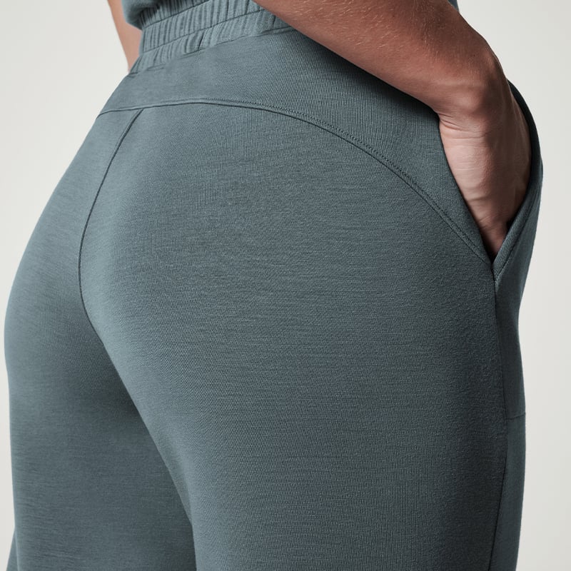 Elena – Dames Jumpsuit met Wijde Pijpen