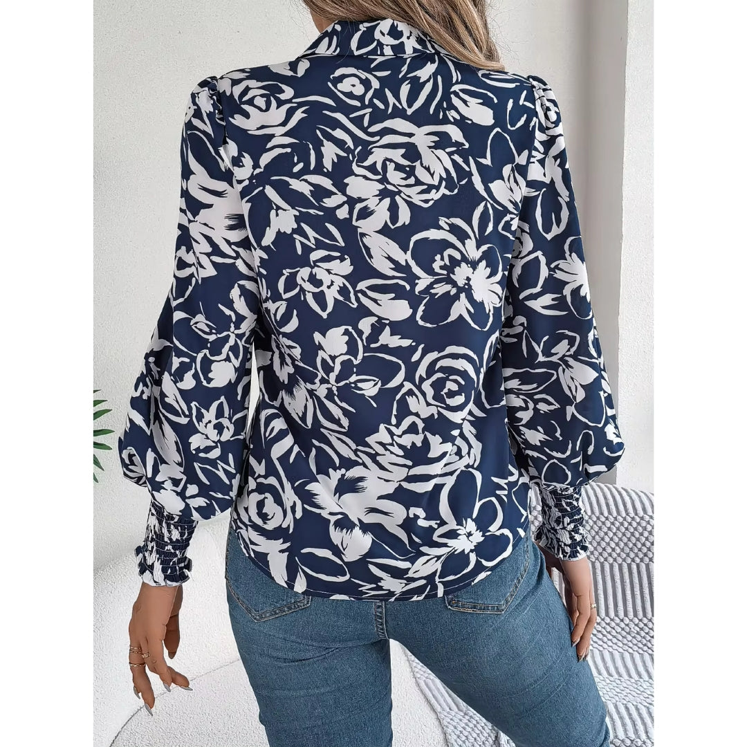 Chiara – Losvallende Blouse voor Dames met Dag-en-Nachtstijl