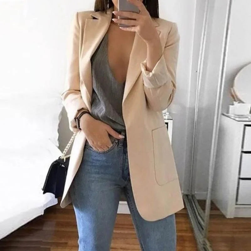 Alessia – Getailleerde Dames Blazer in Uitgebreide Maten