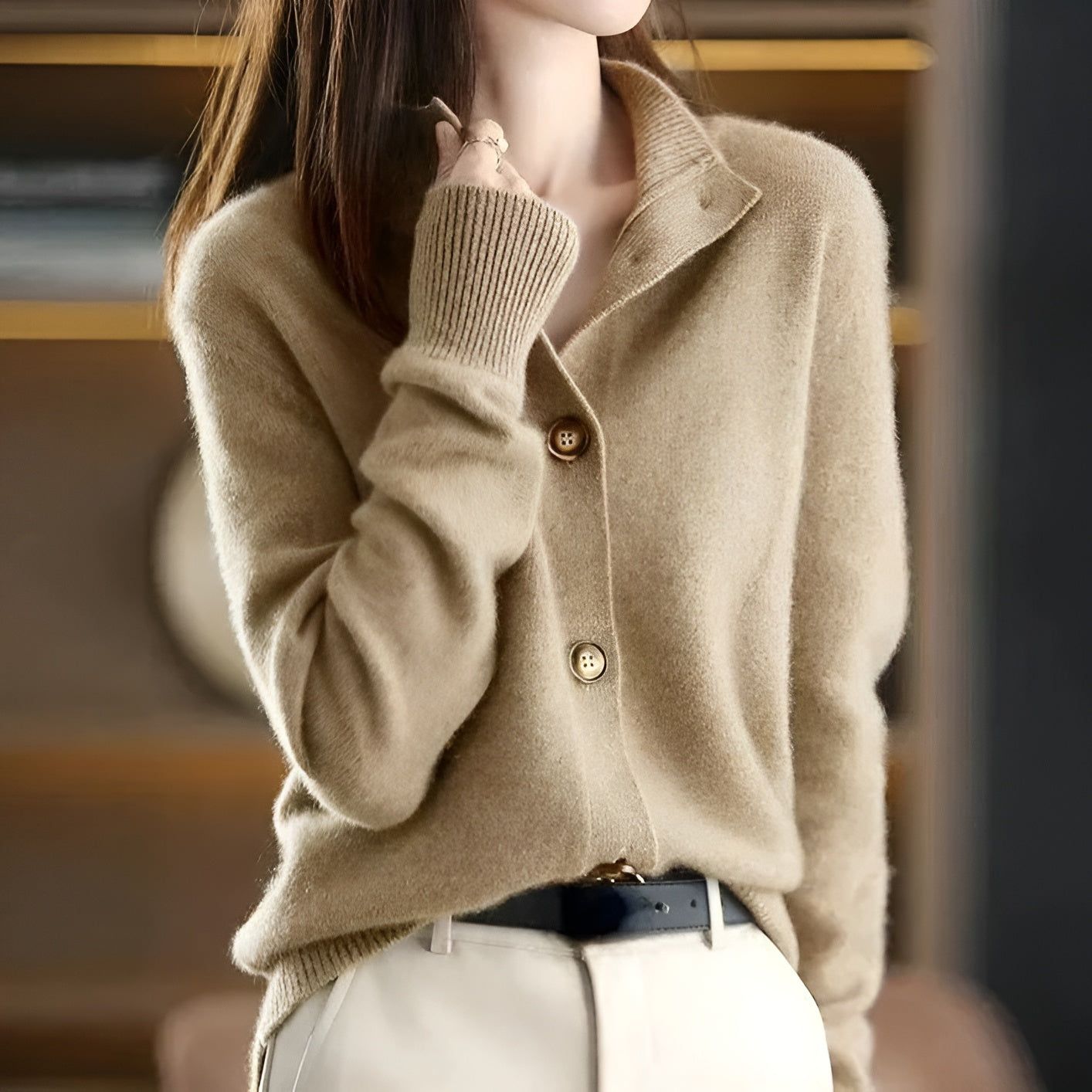Clara – Tijdloze Cashmere Damescardigan