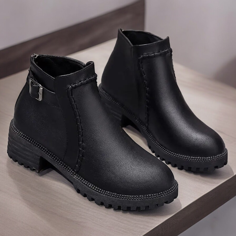 SofiaLombardi Korte laarzen met ronde kop