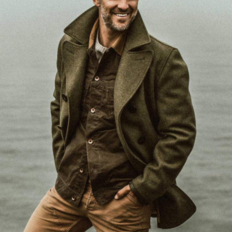 Lorenzo – Klassieke Herenjas met Stijlvolle Snor