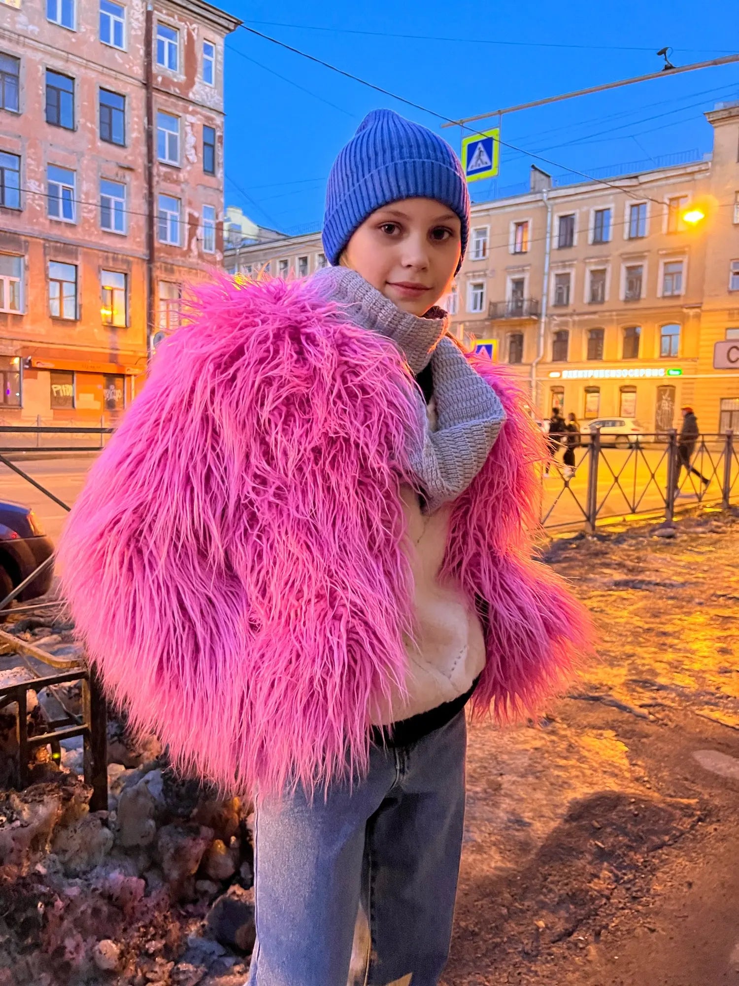 Elisa – Levendige Unisex Festival Faux Fur Jas