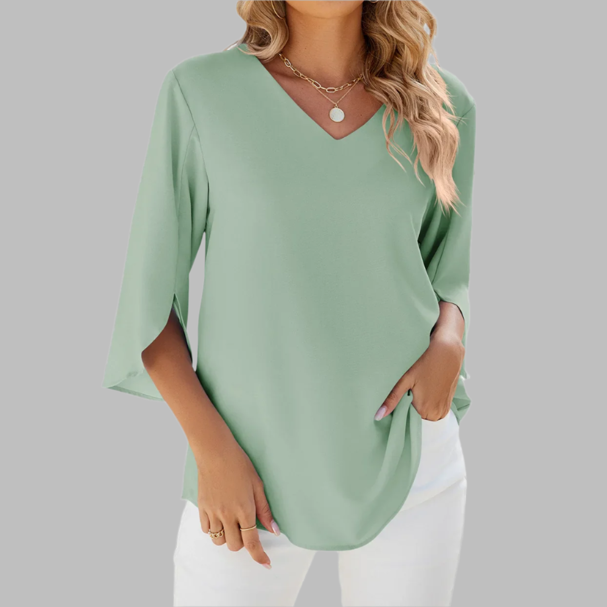 Akira – Luchtige V-Hals Chiffon Blouse voor Dames