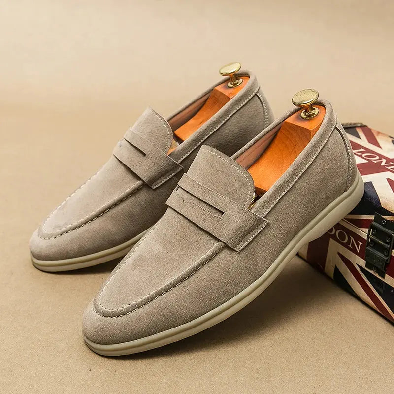 AldoRossetti Suède loafers met bandjes