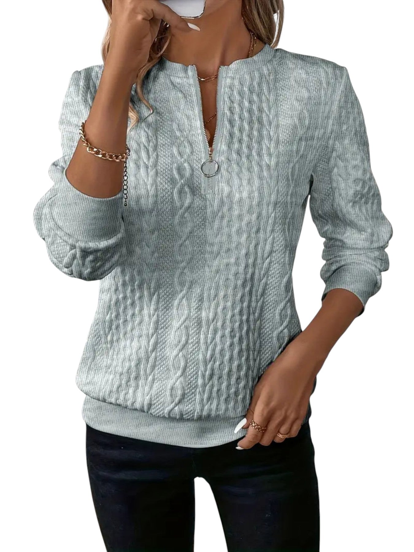 Carmina – Klassieke kabelgebreide trui met moderne ritssluiting