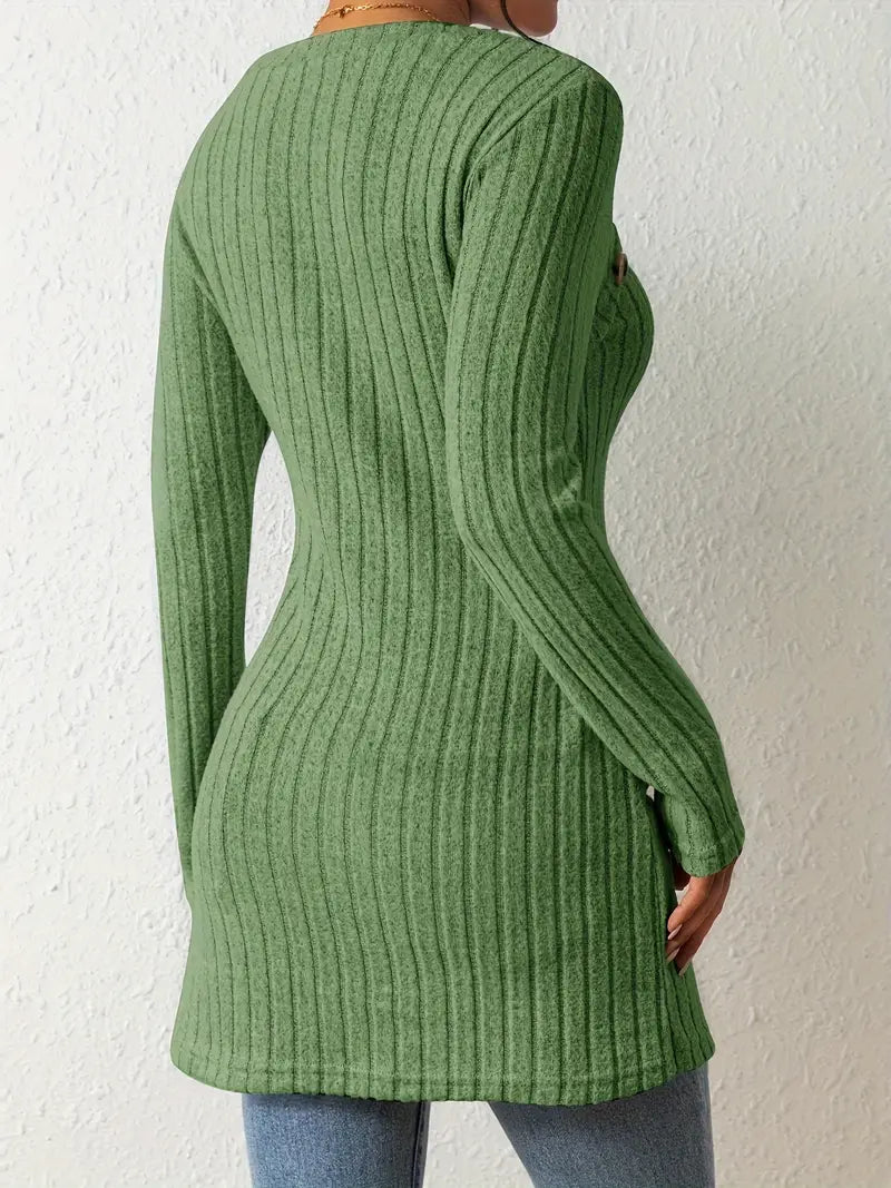 Sofia – Asymmetrische Geribbelde Dames Top met Knoopdetail