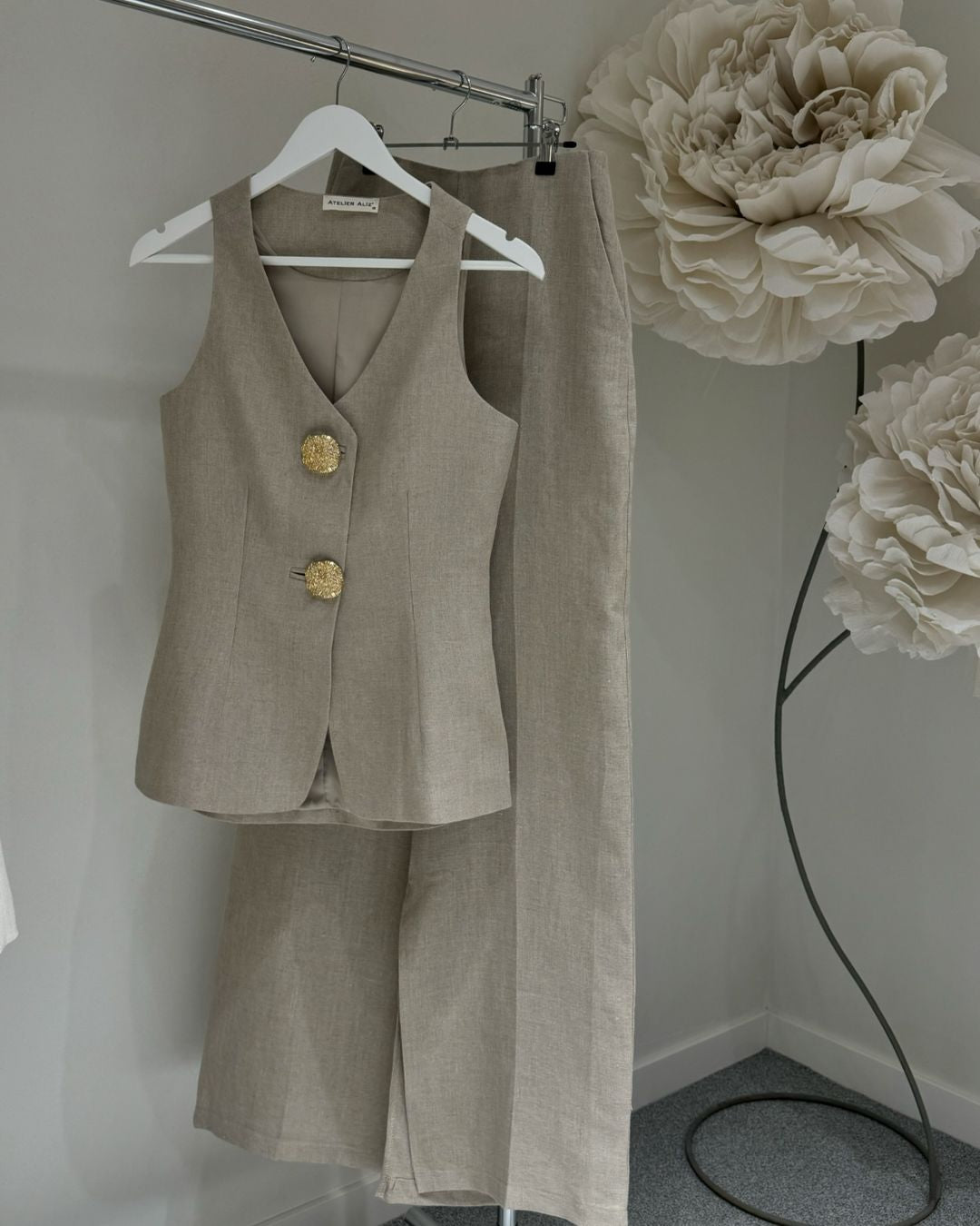 Isabella – Getailleerd Dames 2-Delig Gilet & Broek Set