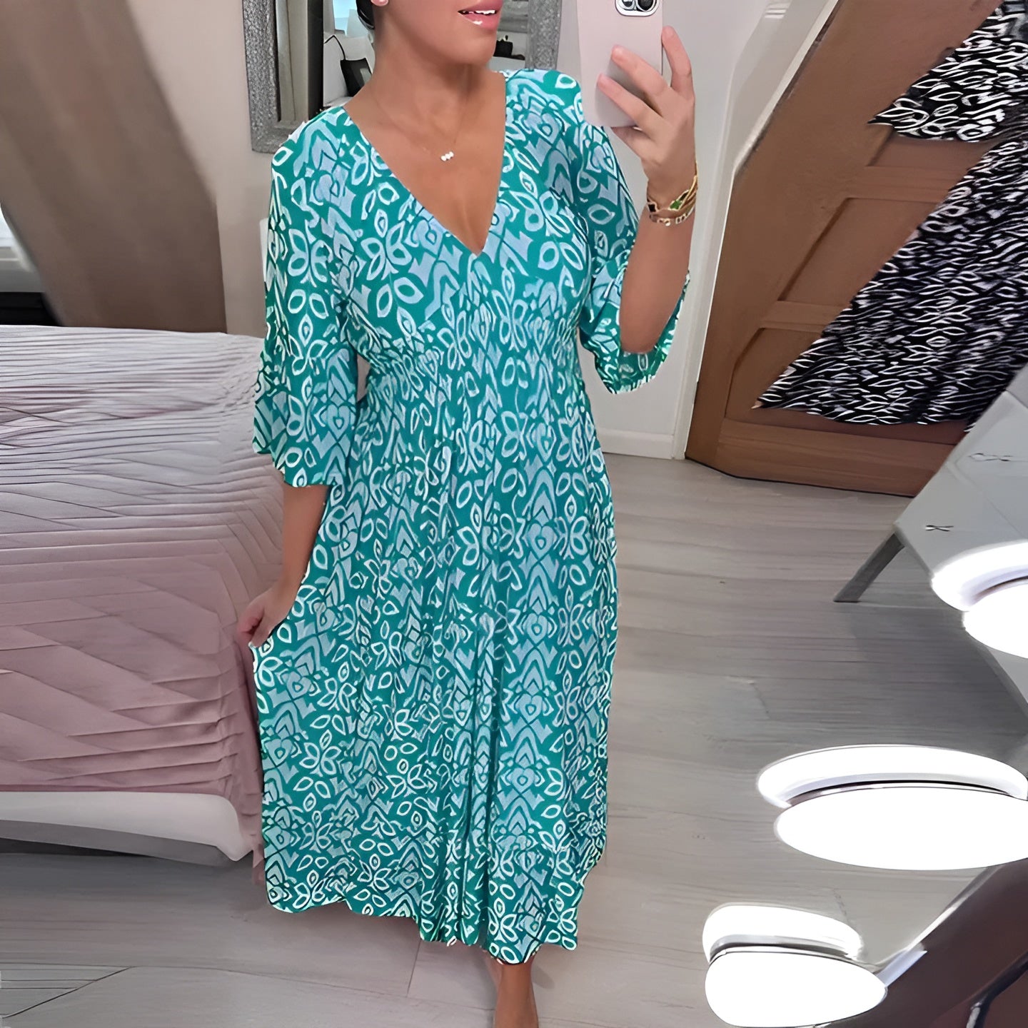 Isabella – Luchtige V-Hals Zomerjurk voor Dames