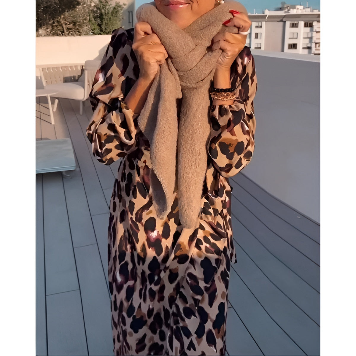 Giulia – V-Hals A-Lijn Damesjurk met Panterprint