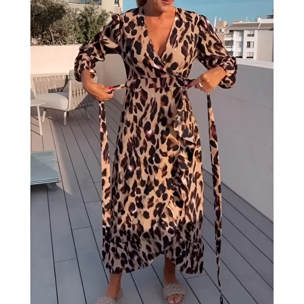 Giulia – V-Hals A-Lijn Damesjurk met Panterprint