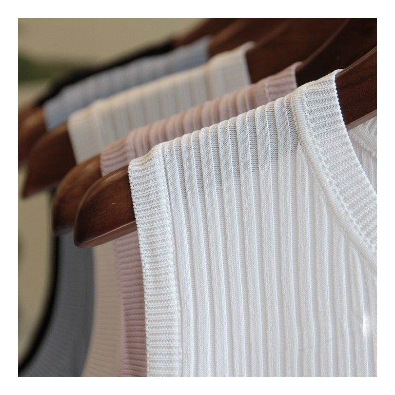 ElenaMoretti Mouwloze O-Hals Blouse Voor Vrouwen