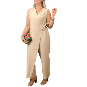 Elena – Vrouwelijke Jumpsuit met Relaxte Pasvorm en Elegante V-Hals