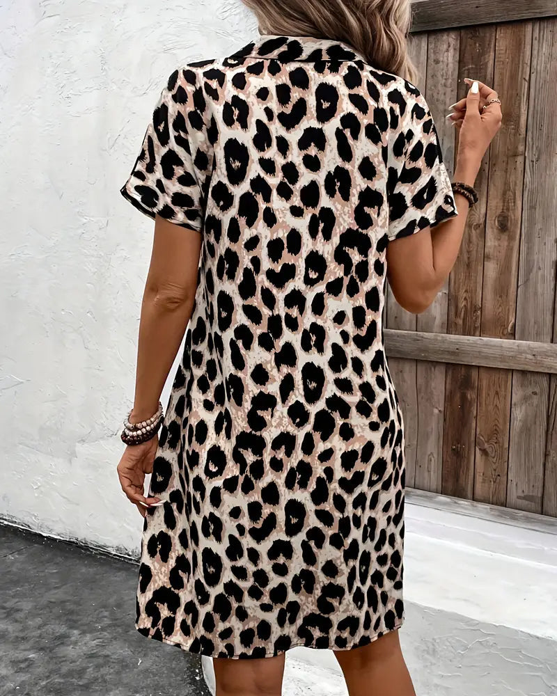 Aleid – Midi Damesjurk met Luipaardprint