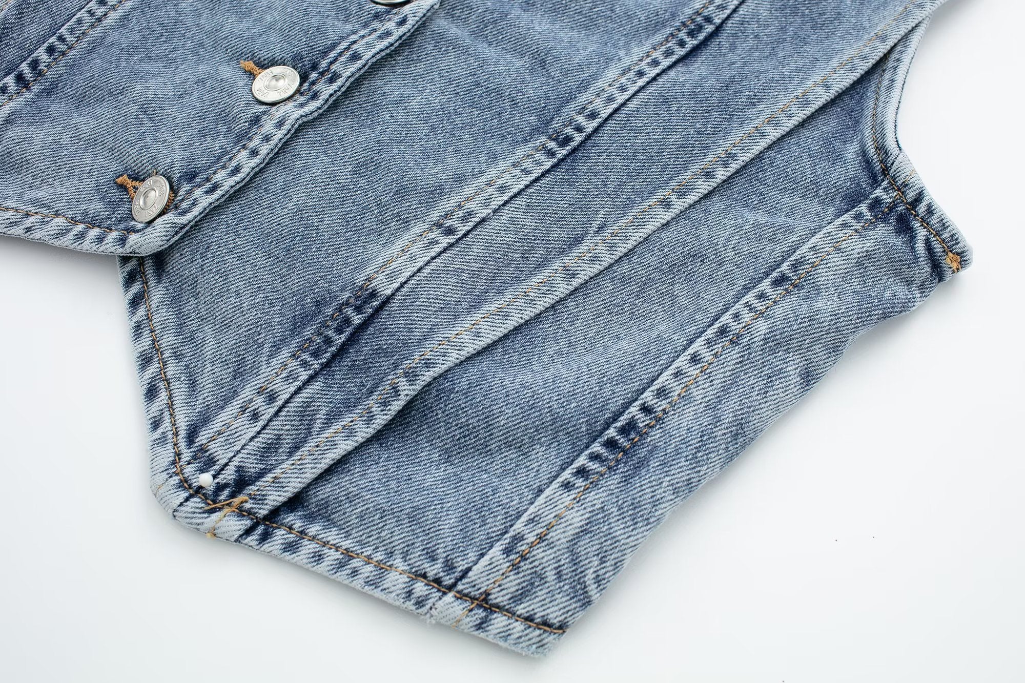 Chiara – Lichtblauwe Cropped Denim Damesvest