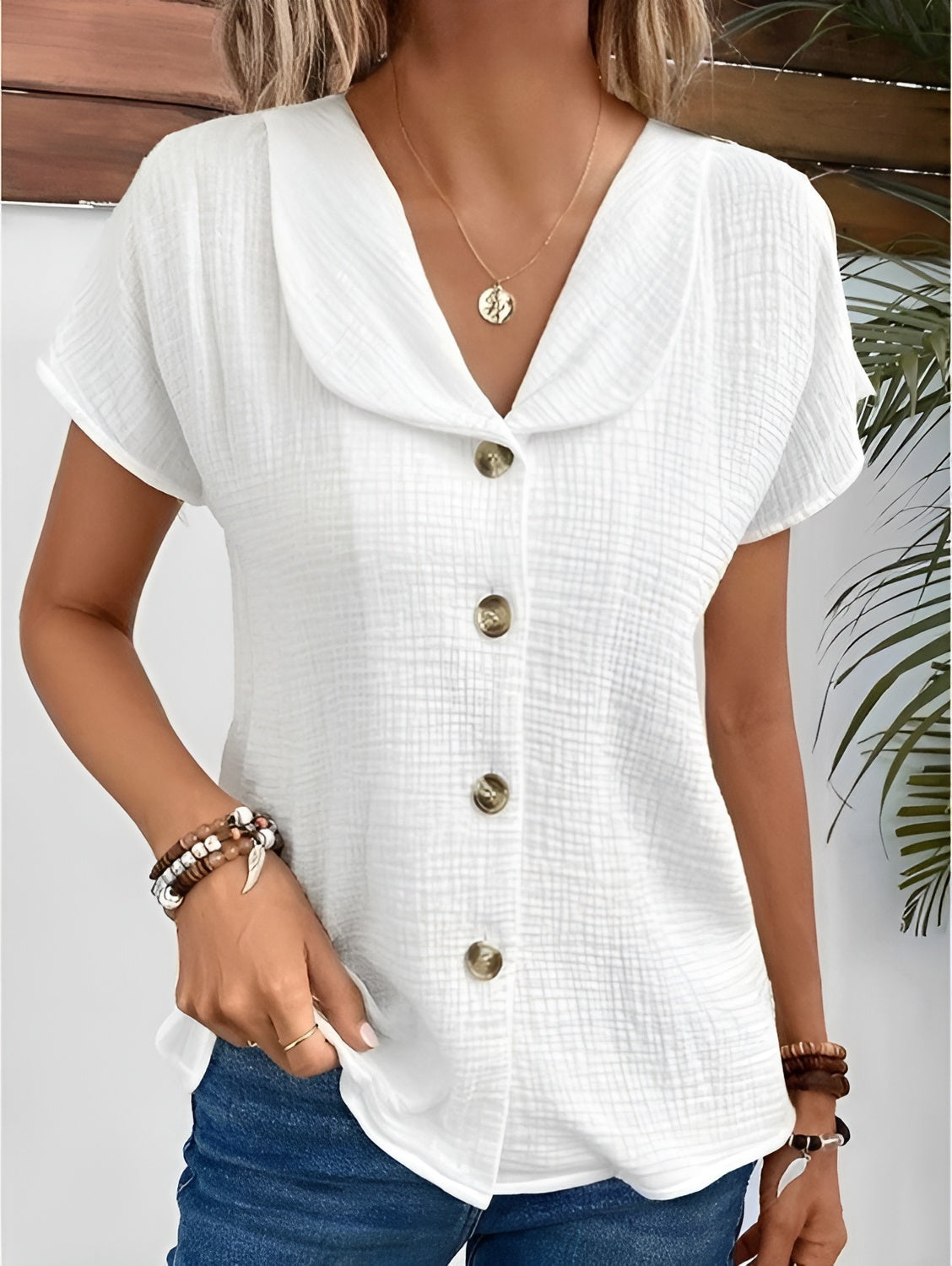 Isabella – Luchtige Zomerblouse voor Dames met Knopen