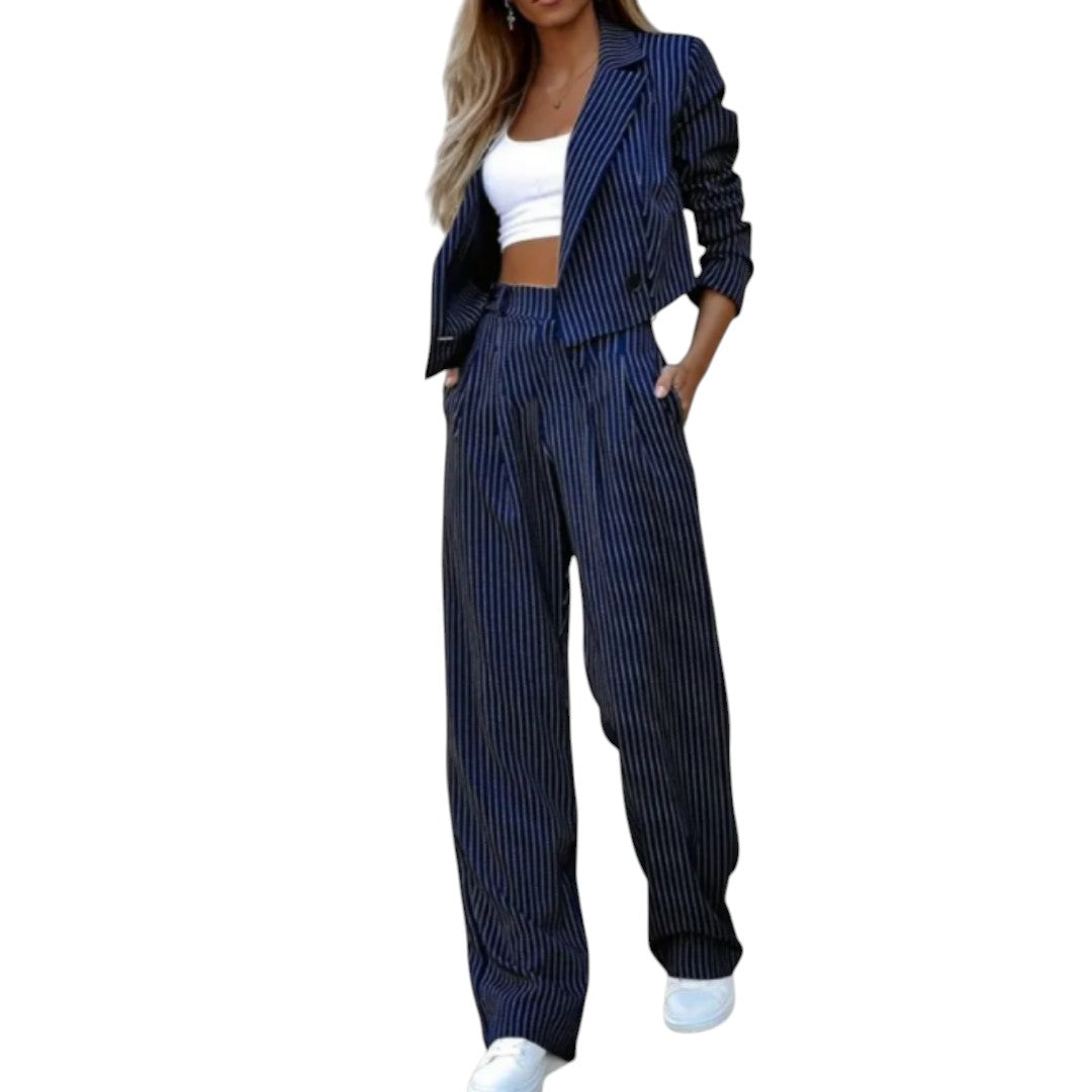 Gabby – Getailleerd Damespak met Blazer en Wijde Pijpen