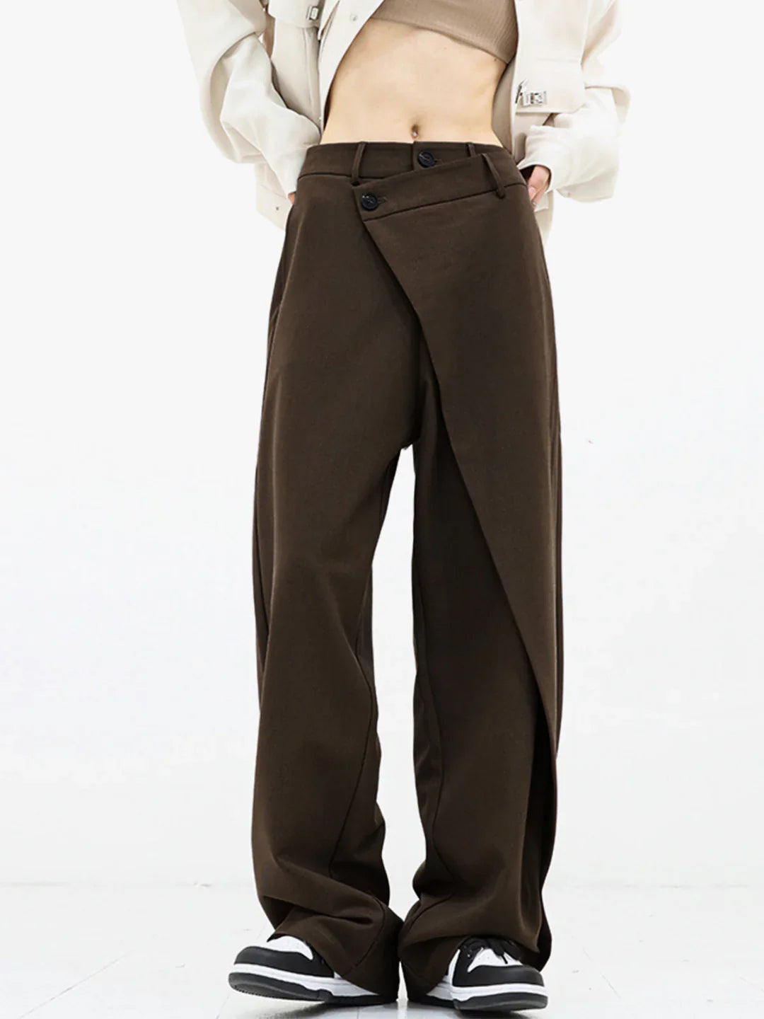 Clara – Relaxed Casual Damesbroek met Gedurfd Design