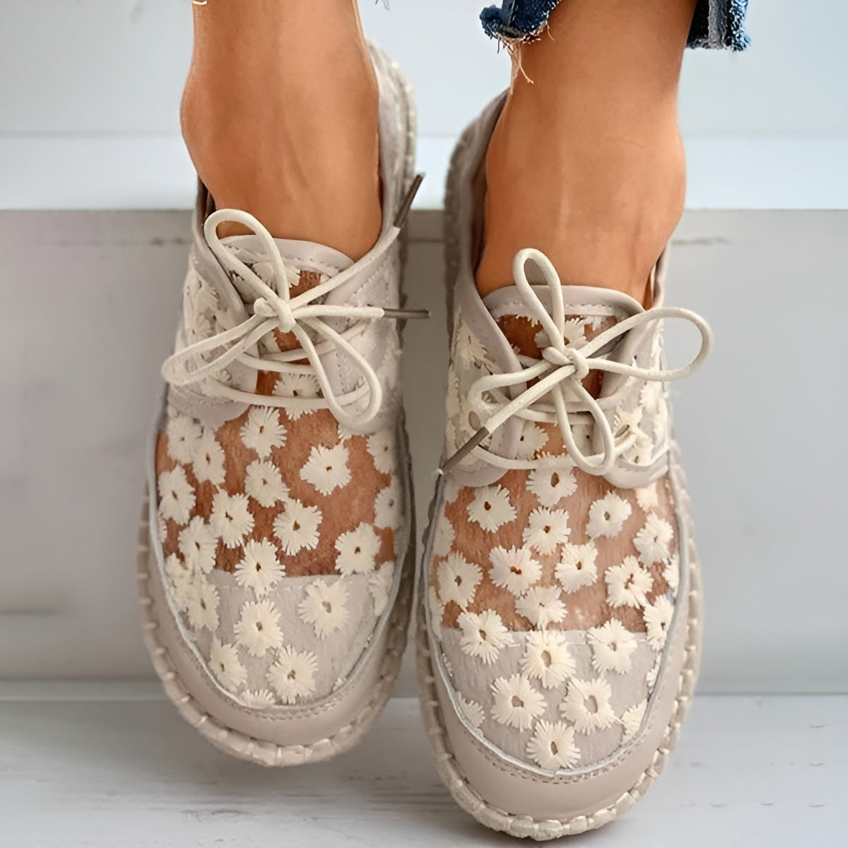 Isabella – Luchtige Comfort Dames Schoen met Bloemenprint