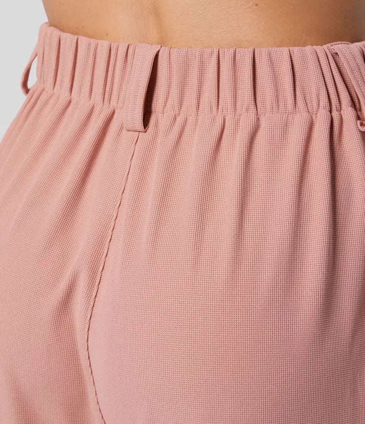 Sinfonia™ Comfort ontmoet moeiteloze stijl in een casual broek met hoge taille