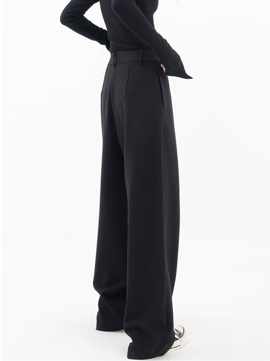 Camila – Asymmetrische Dames Plooi-Broek