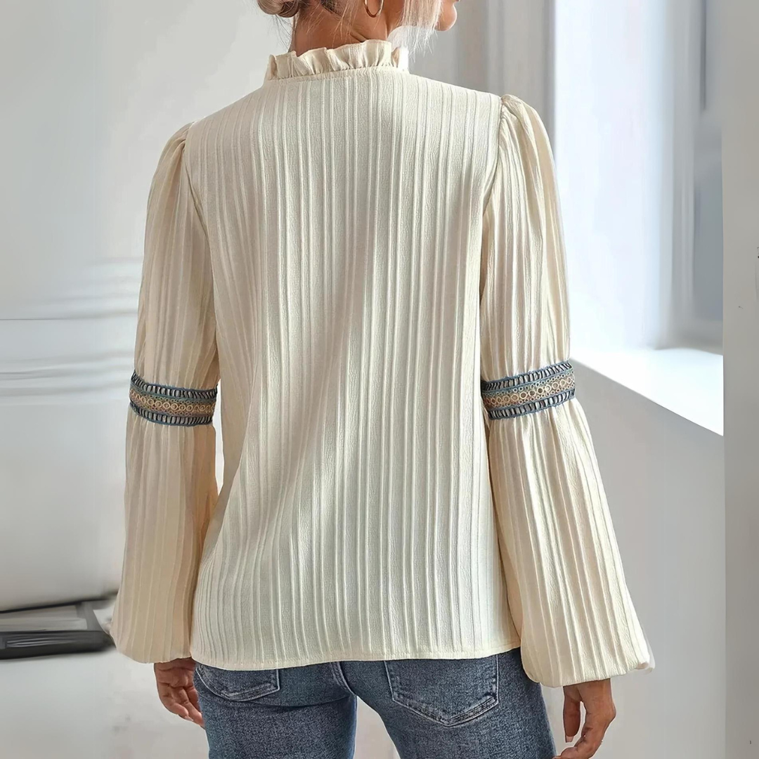 Bianca – Ambachtelijke Damesblouse van Kant