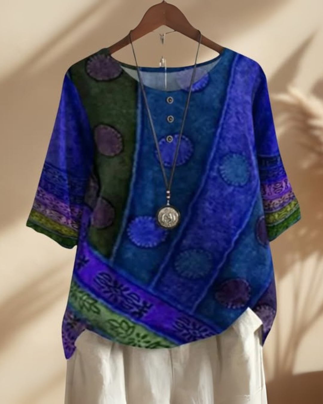 Aurélie – Elegante Dames Blouse met Kunstprint