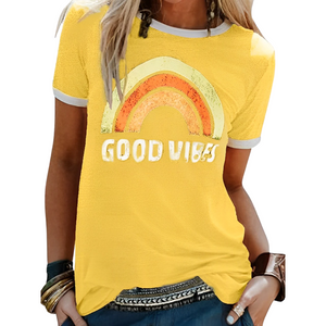 Kiyara – Dames T-shirt met Regenboogprint  en Positieve Quote