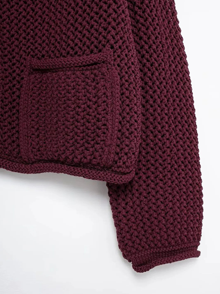 Giulia – Grofgebreid Damesvest met Metallic Knopen