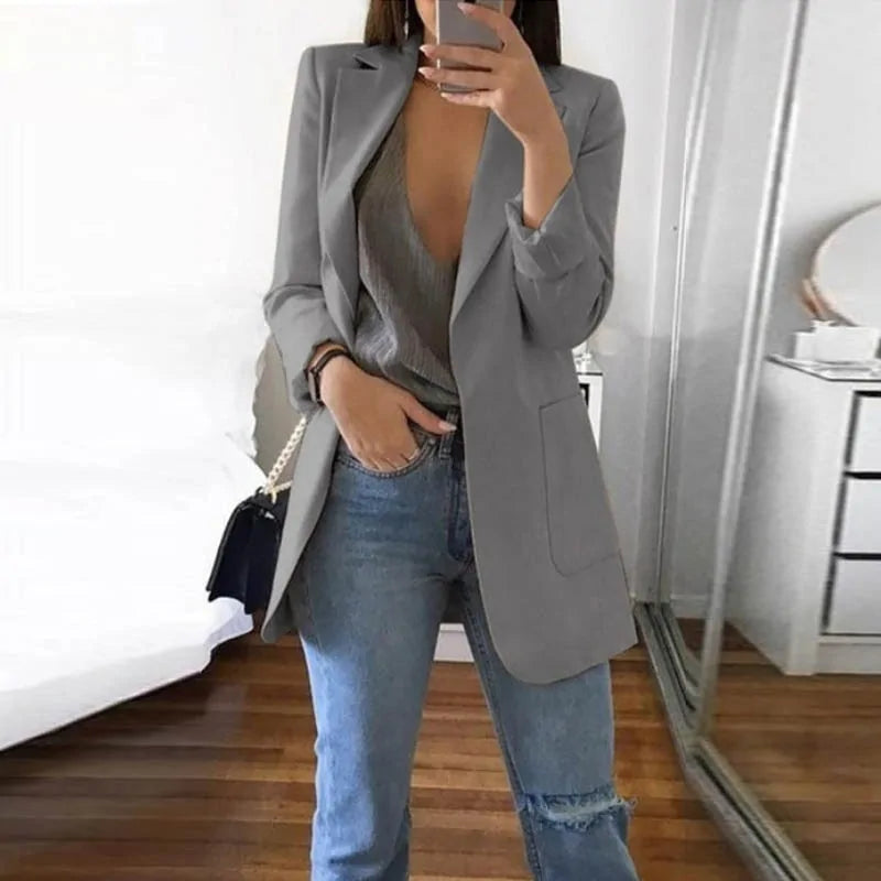 Alessia – Getailleerde Dames Blazer in Uitgebreide Maten