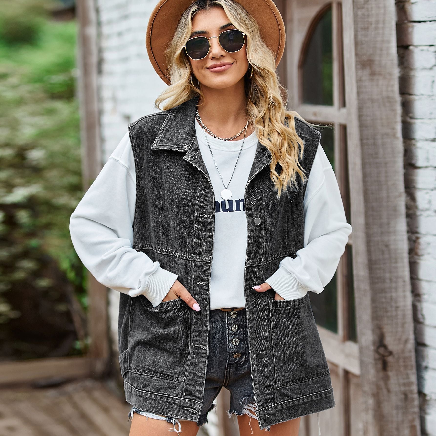 Elena – Vintage Stijl Dames Denim Gilet