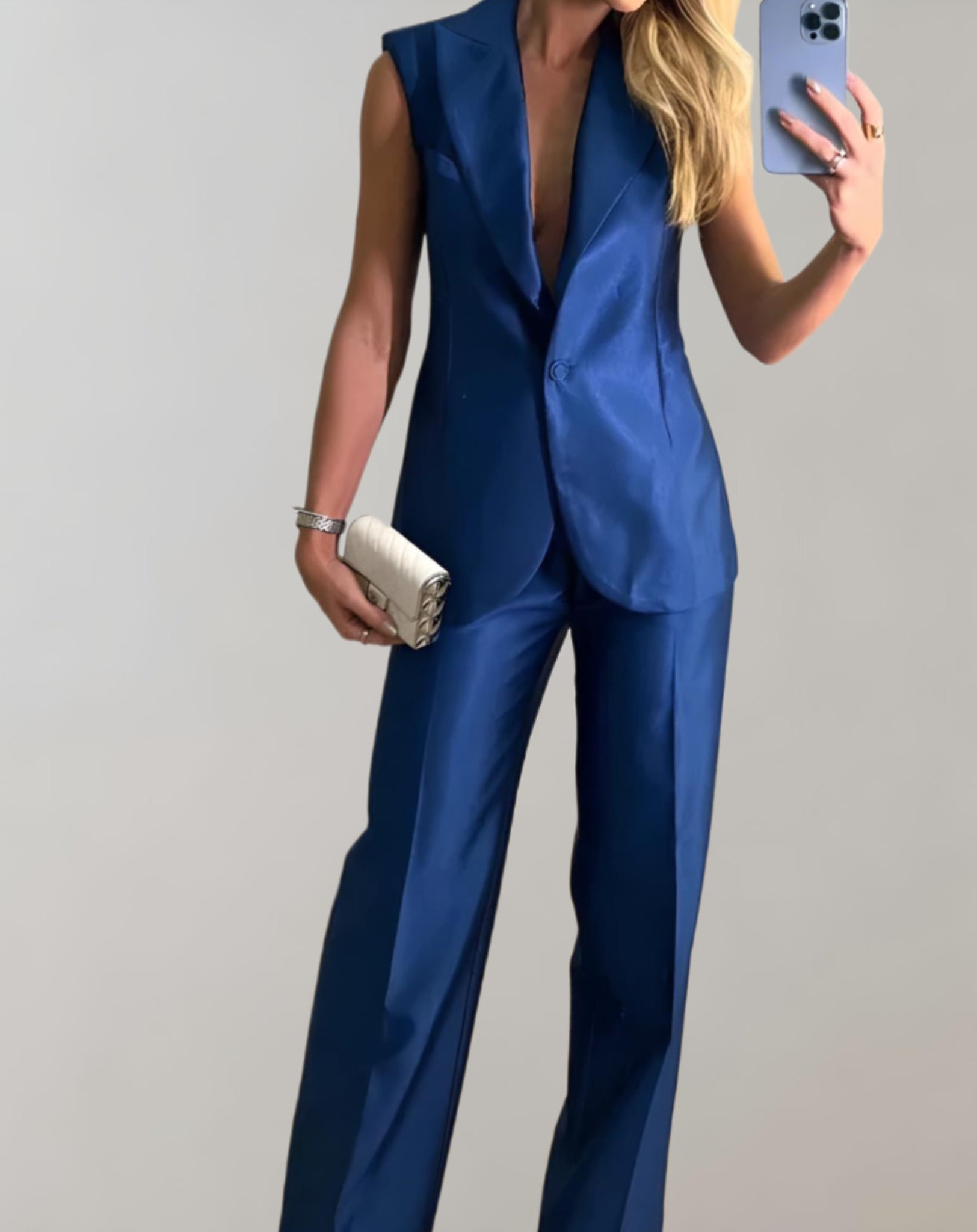 Giulia – Dames Backless Mouwloze Set met Reverskraag