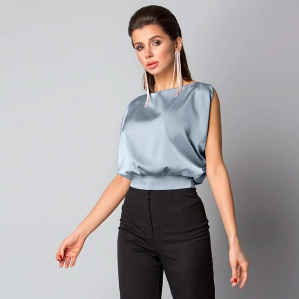 Lisa – Zomerse Satijnen Open Rug Top voor Dames