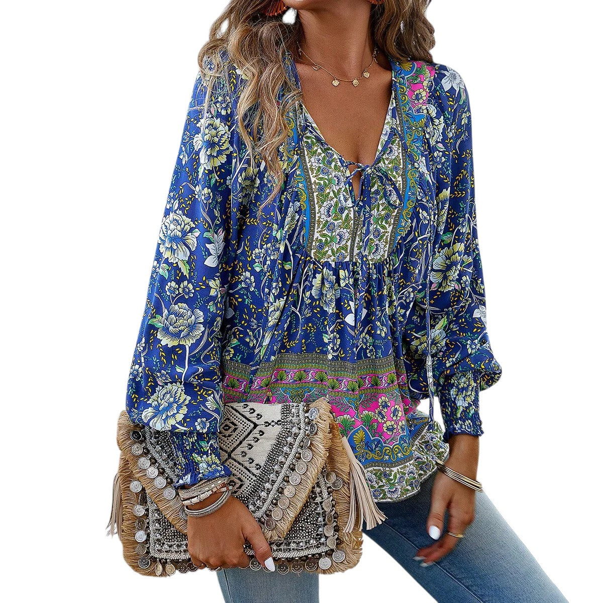 Shuvée – V-Hals Dames Blouse met Lenteprint en Losse Pasvorm