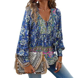 Shuvée – V-Hals Dames Blouse met Lenteprint en Losse Pasvorm