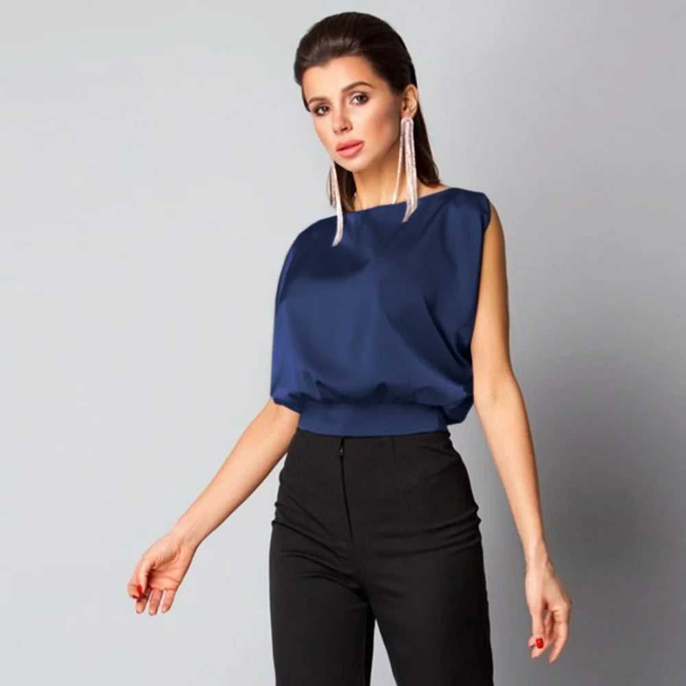 Lisa – Zomerse Satijnen Open Rug Top voor Dames