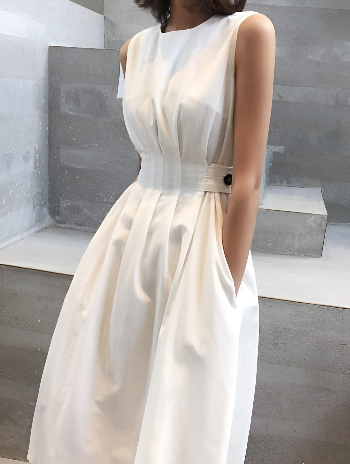 Elena – Elegante Zwart-Witte Mouwloze Jurk voor Dames