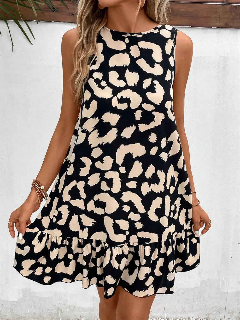Andrea – Mouwloze Mini Jurk met Panterprint voor Dames