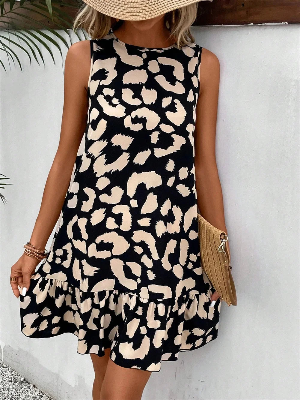 Andrea – Mouwloze Mini Jurk met Panterprint voor Dames