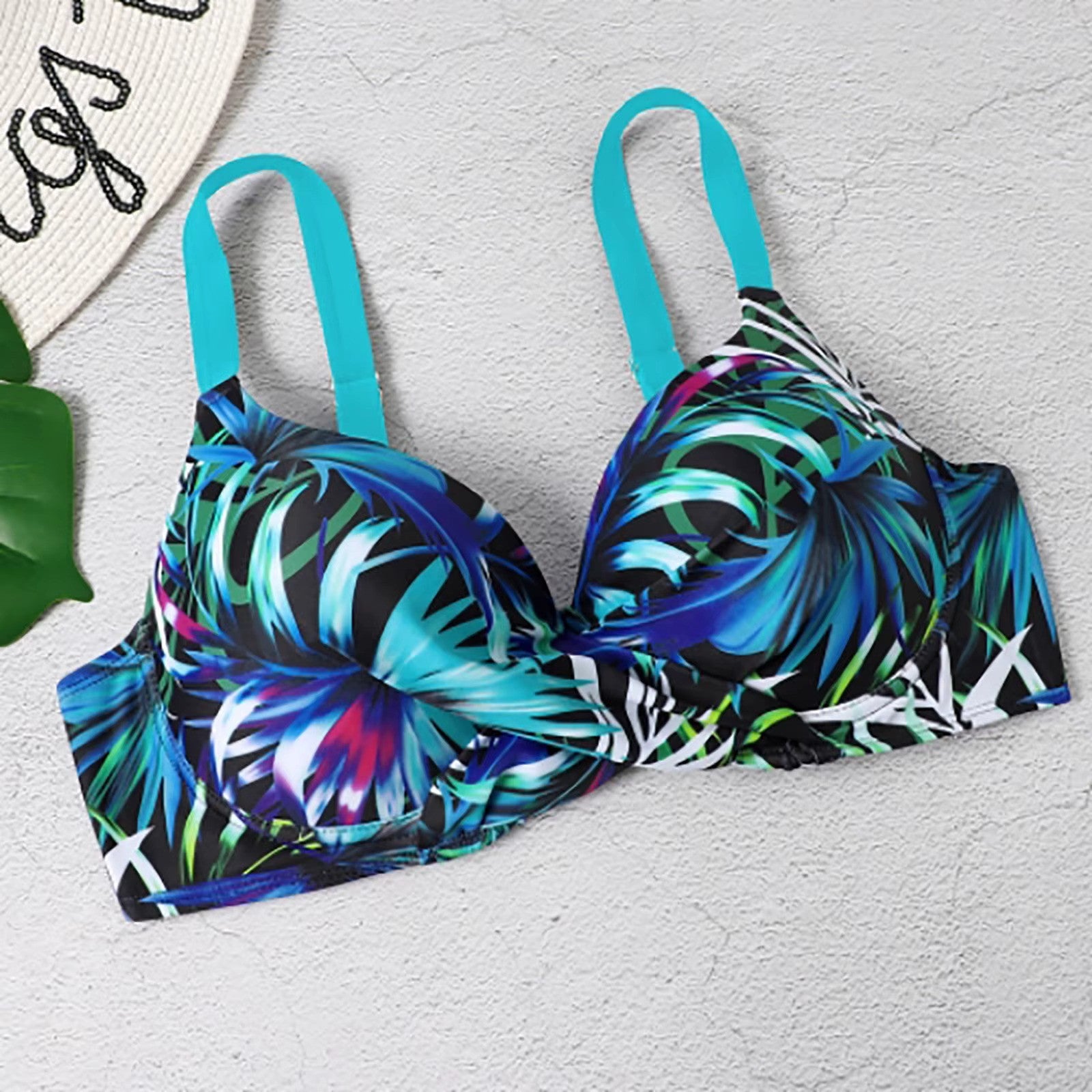 Camila – Dames Bikini Set met Hoge Taille en Bladerenprint