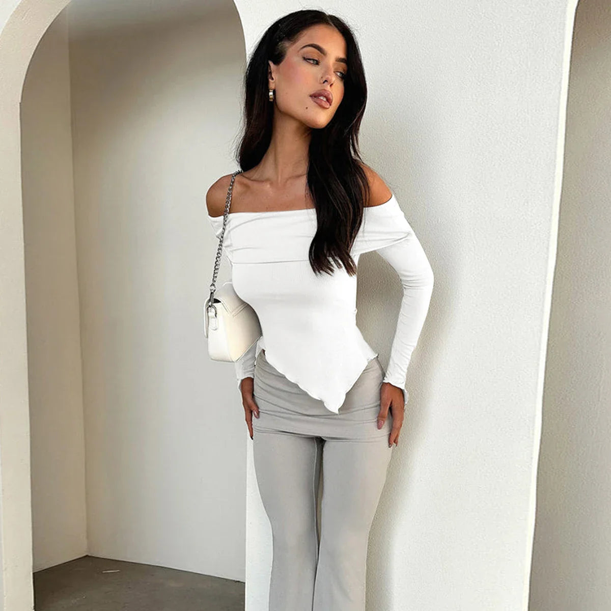 Isabella – Slim Fit Off-Shoulder Damesblouse
