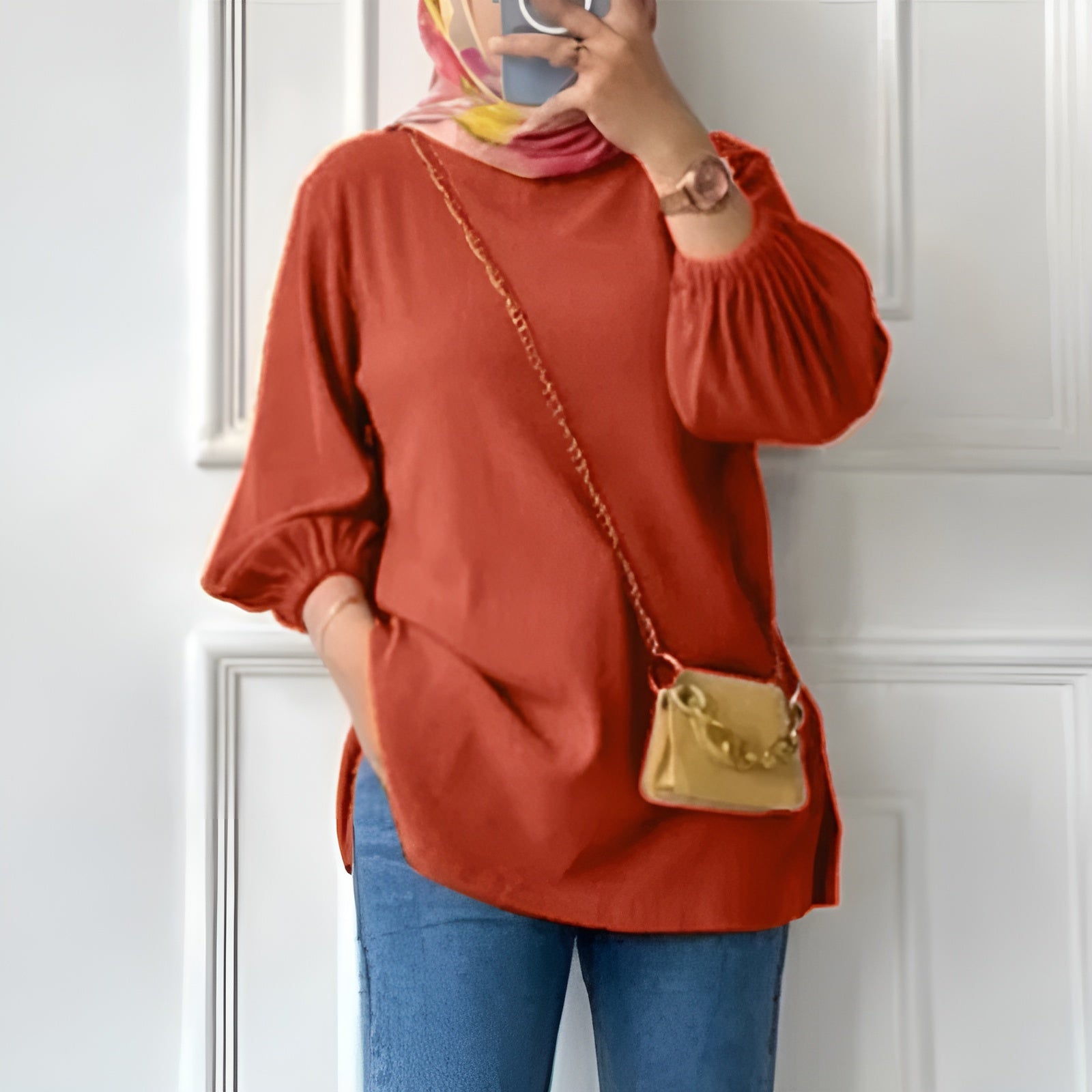 Amina – Dames Blouse met Pofmouwen en Ronde Hals