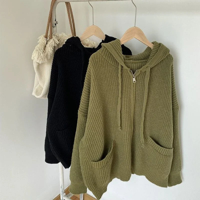 Elena – Gebreide Oversized Dames Sweater met Rits