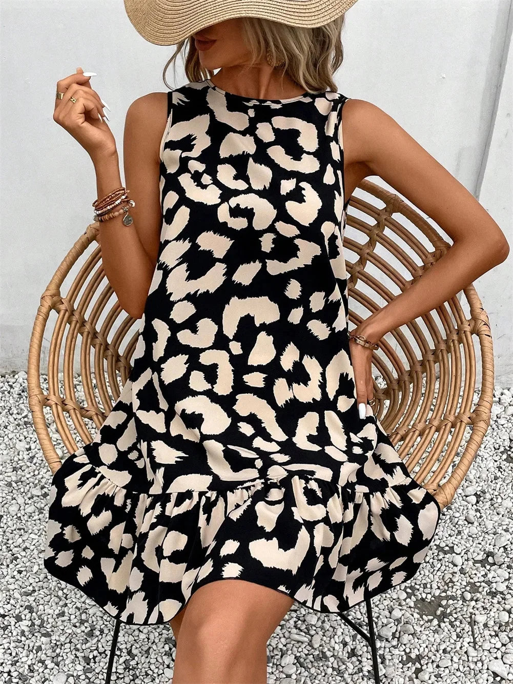 Andrea – Mouwloze Mini Jurk met Panterprint voor Dames
