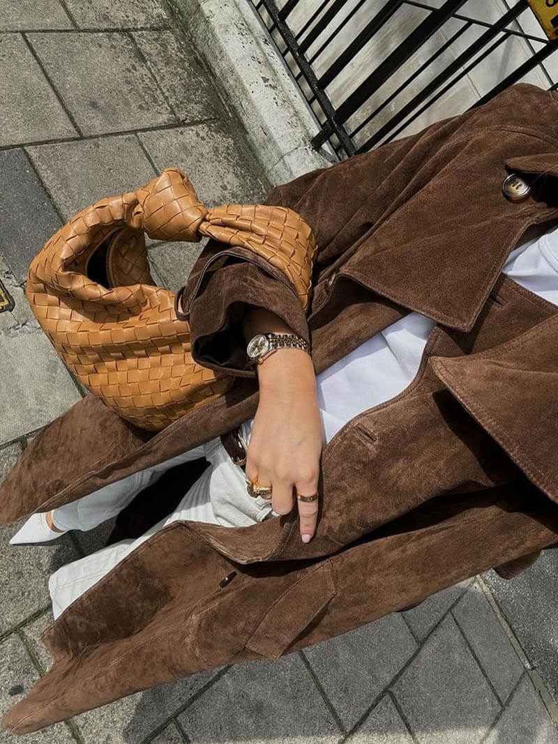 Marisol – Lange Dames Trenchcoat met Suède Look