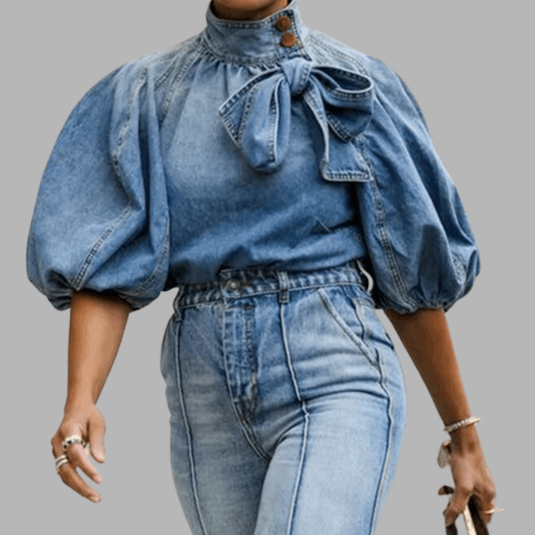 Elena – Denim Turtle Neck Blouse voor Dames met Knoopsluiting